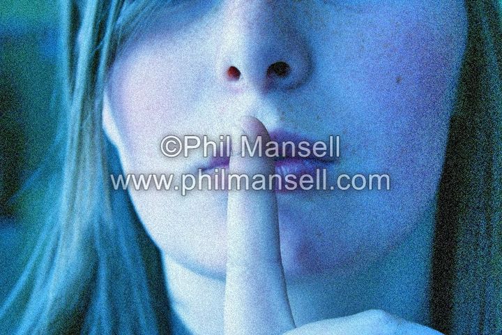 A photo by Phil Mansell