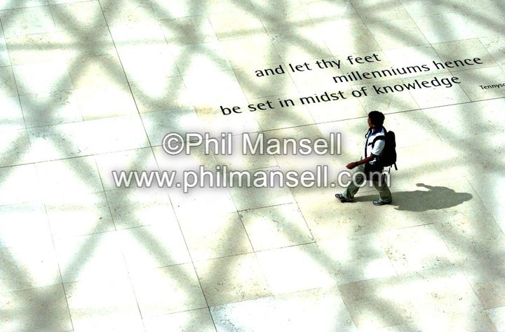 A photo by Phil Mansell