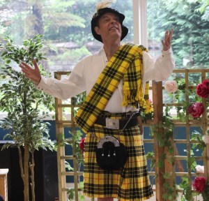 Les Fulton as Malcolm was hilarious in the yellow tartan he wore to go a-wooing. (PHOTO: PHIL MANSELL)